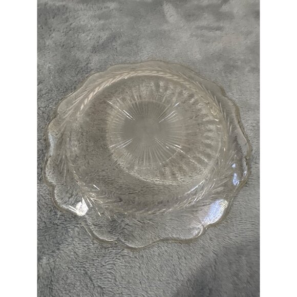 Jeanette Sunburst Herringbone 5 5/8”Bread & Butter Plate - Picture 3 of 5